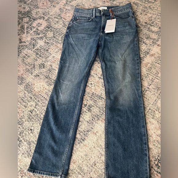 Lafayette 148 New York faded skyline jeans NEW. A2 - Picture 5 of 9